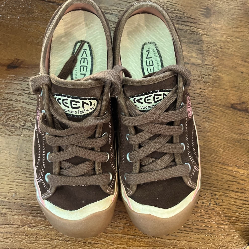 Keen Elsa iii Suede Sneaker